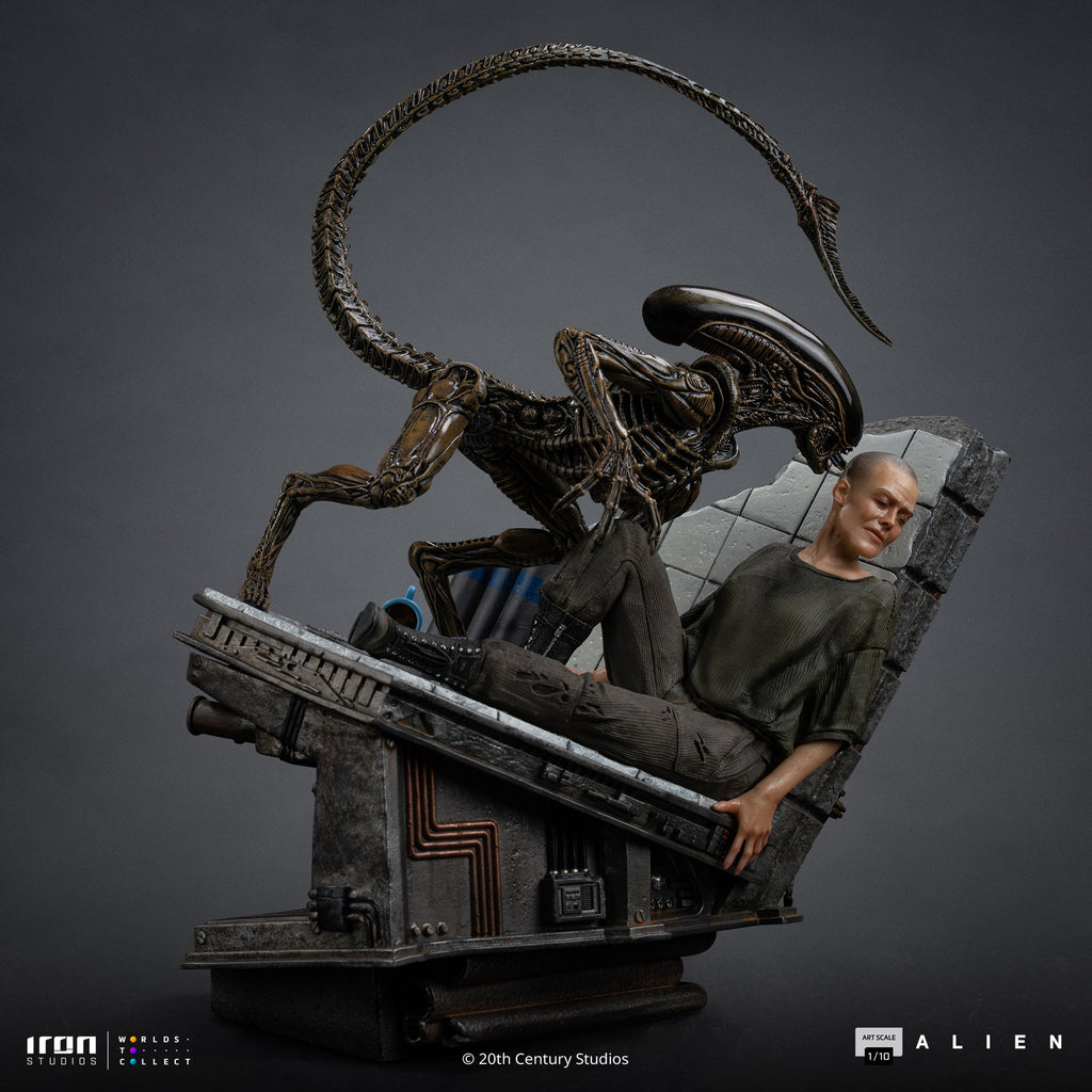 Pre-Order - Statue Ellen Ripley and Dog Alien - Alien 3 - Art Scale 1/10 - Iron Studios