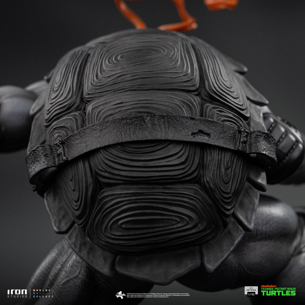 Pre-Order - Statue Michelangelo (Black and White Variant) - Teenage Mutant Ninja Turtles - BDS Art Scale 1/10 - Iron Studios