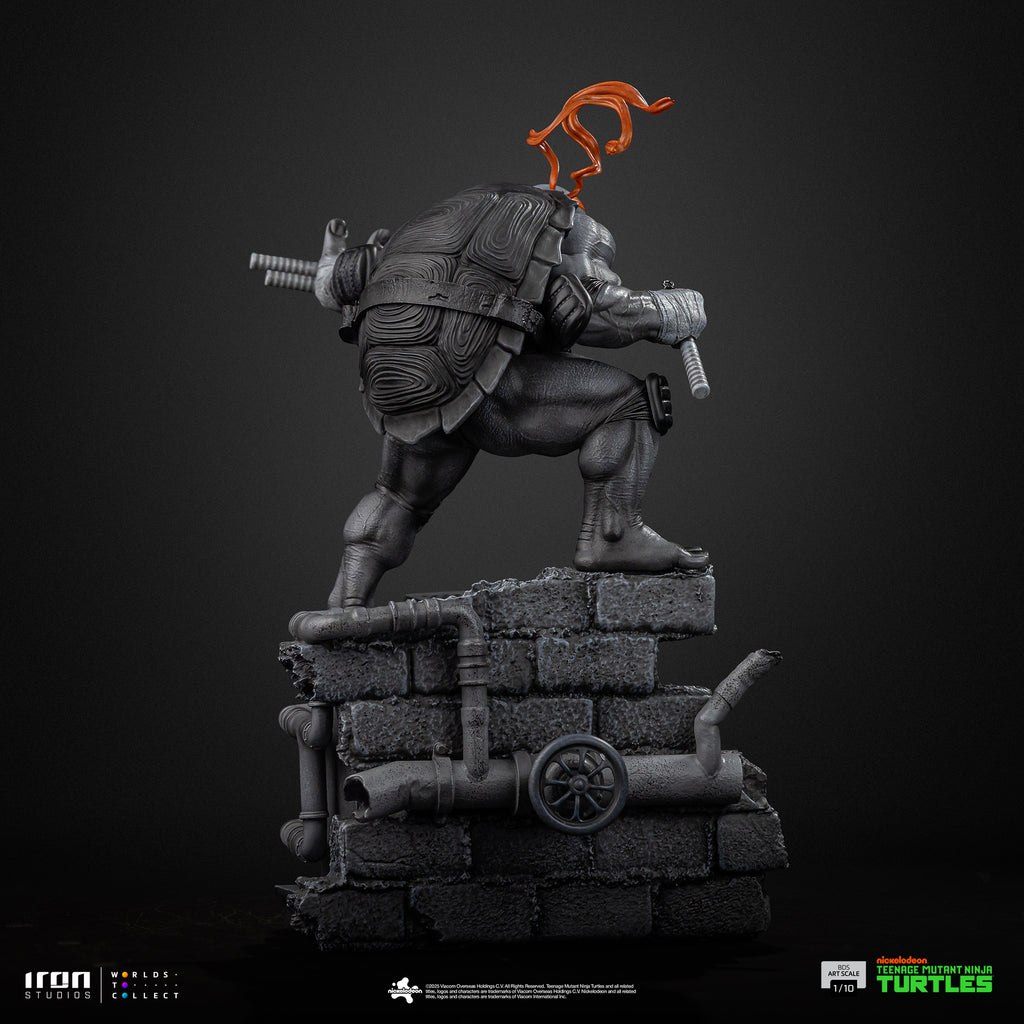 Pre-Order - Statue Michelangelo (Black and White Variant) - Teenage Mutant Ninja Turtles - BDS Art Scale 1/10 - Iron Studios