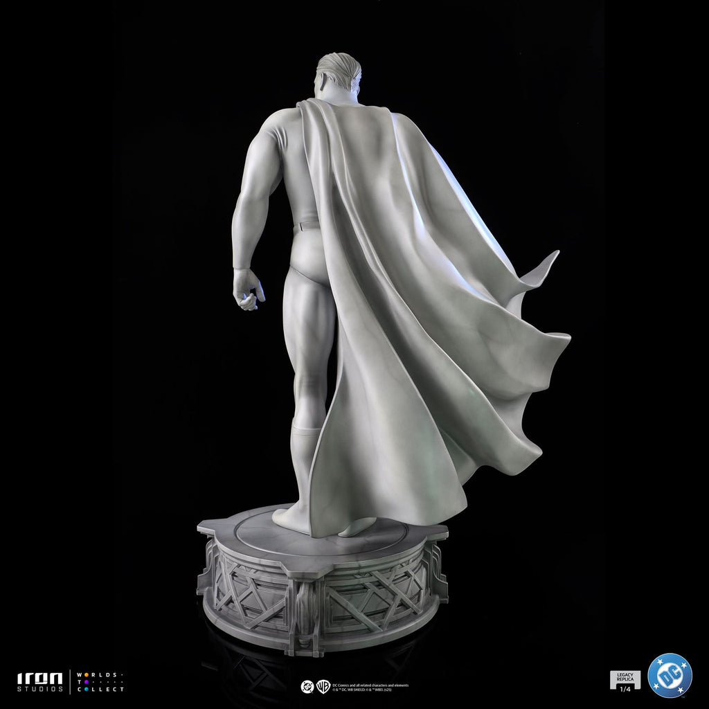 Pre-Order - Statue Superman (Marble Version) - DC Trinity - Legacy Replica 1/4 - Iron Studios