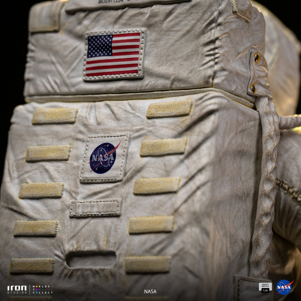 Statue Apollo 11 Astronaut - Nasa - Legacy Replica 1/4 - Iron Studios