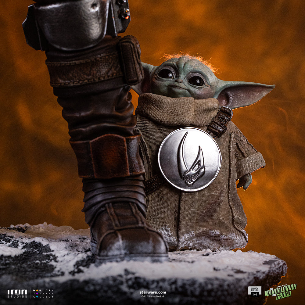 Pre-Order - Statue The Mandalorian and Grogu - The Mandalorian Movie - Legacy Replica 1/4