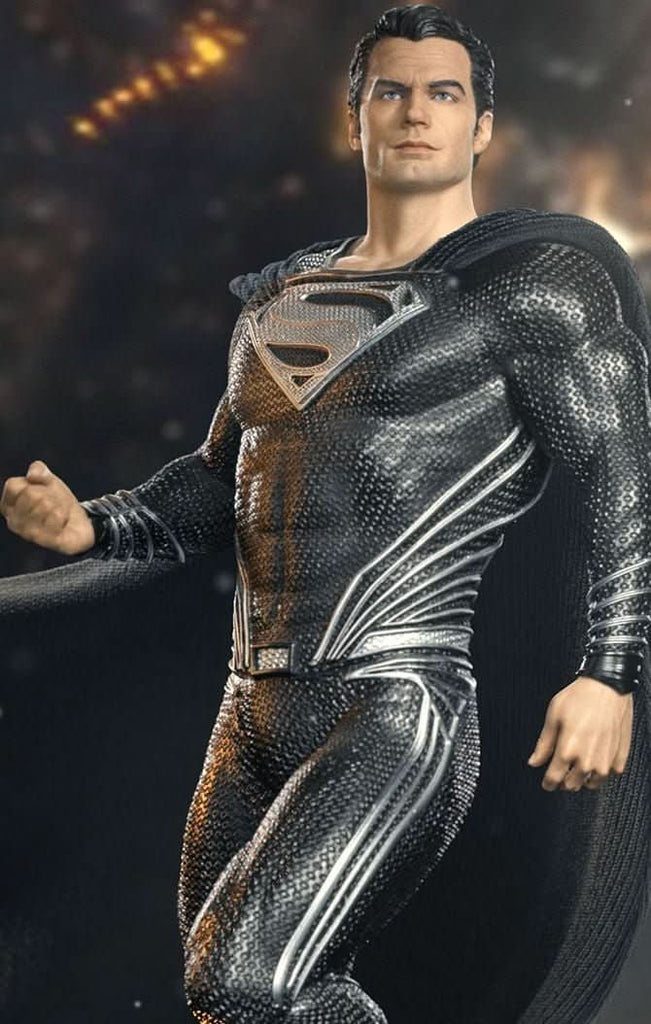 Statue Superman Black Suit - Zack Snyder's Justice League - Legacy Replica 1/4 - Iron Studios