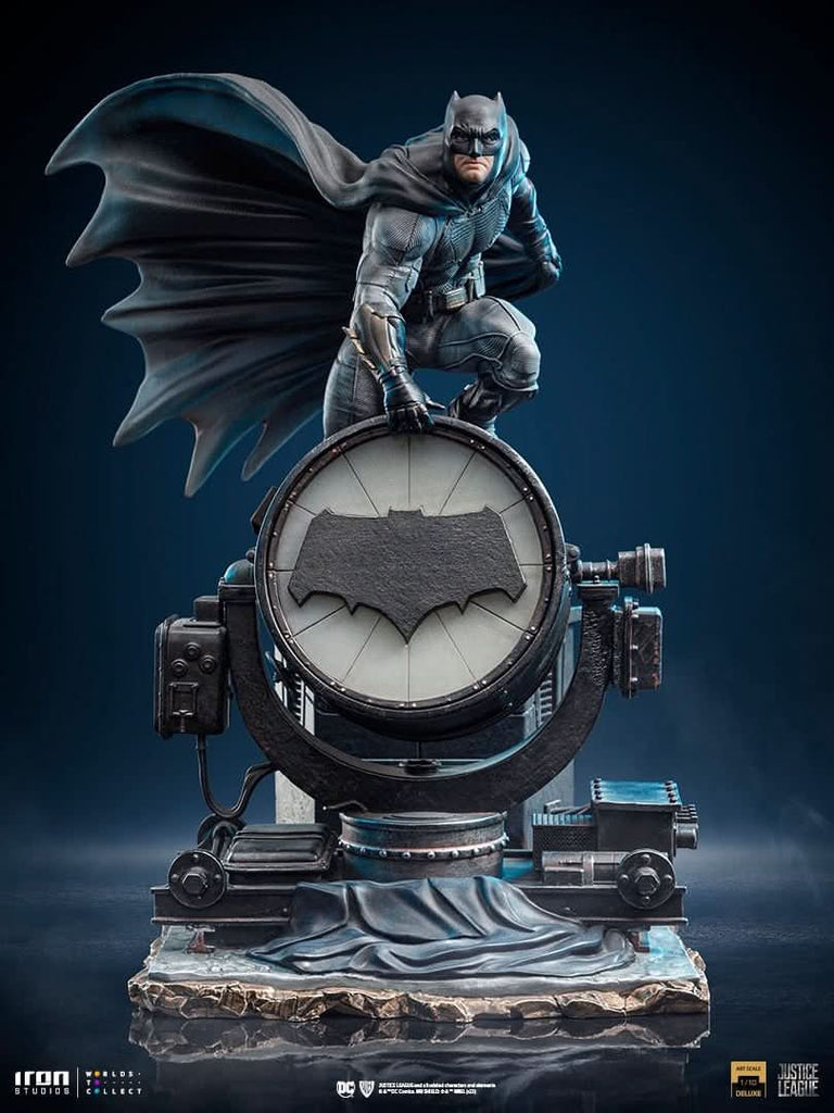 Batman on Batsignal - Zack Snyder's Justice League - Art Scale 1/10 - Iron Studios