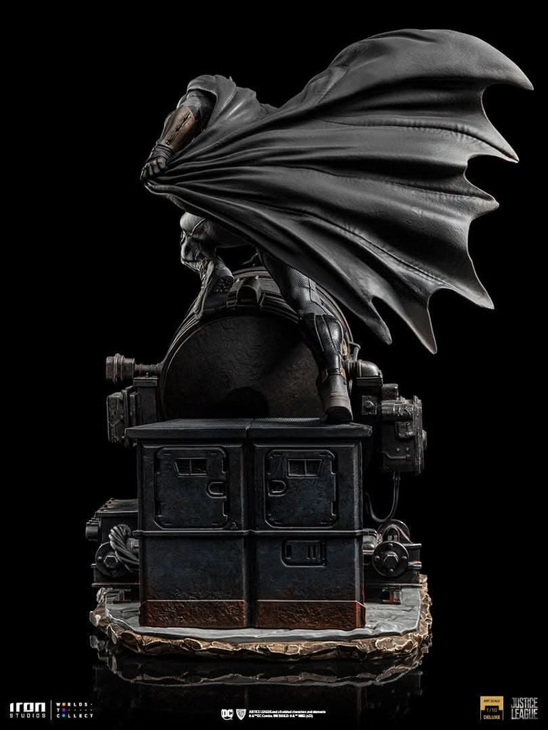Batman on Batsignal - Zack Snyder's Justice League - Art Scale 1/10 - Iron Studios