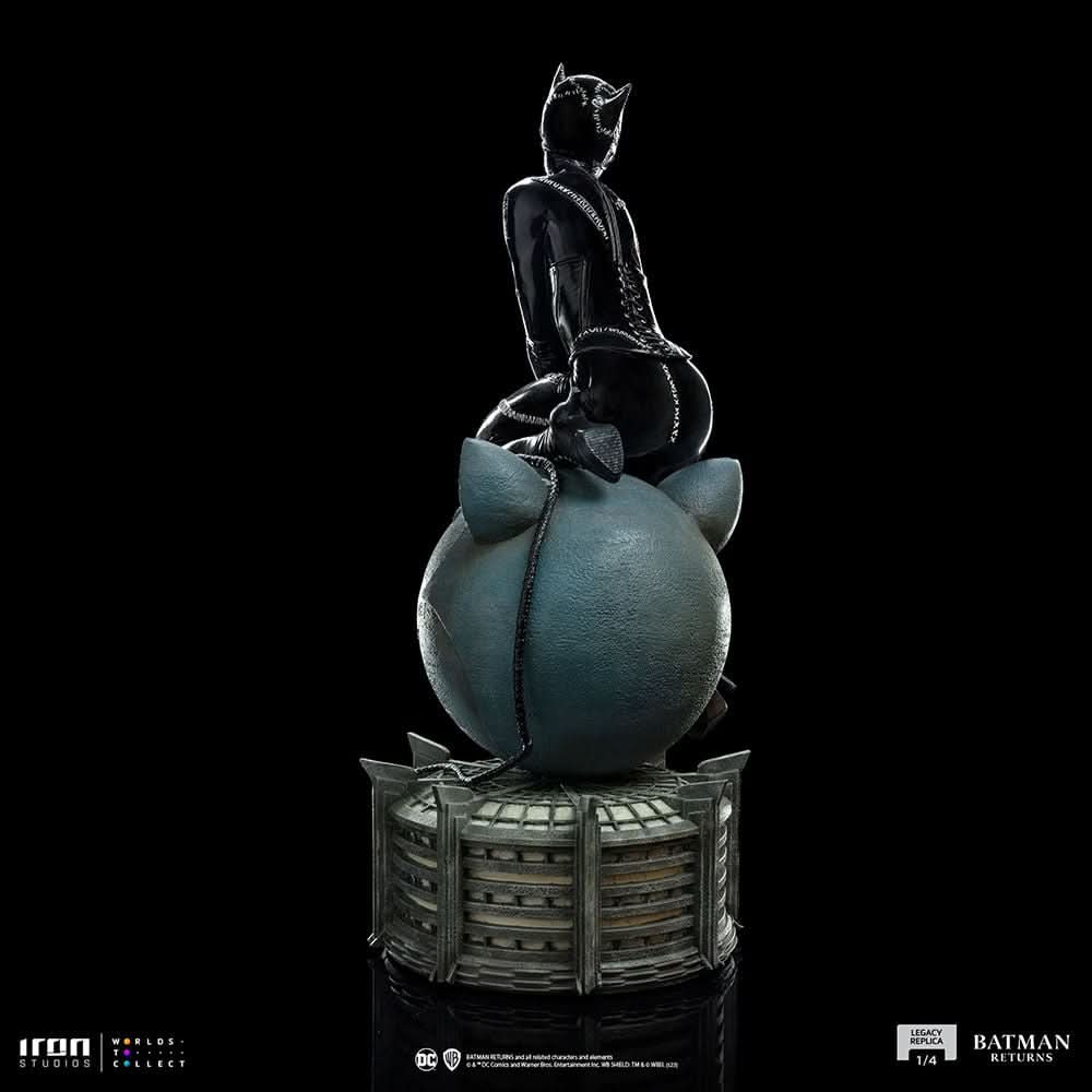 Catwoman - Batman Returns - Legacy Replica 1/4 - Iron Studios