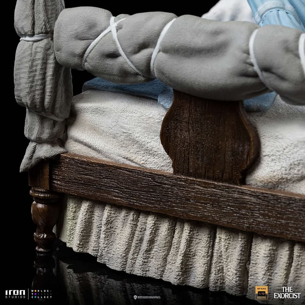 Possessed Regan Mcneil - The Exorcist - Art Scale 1/10 - Iron Studios